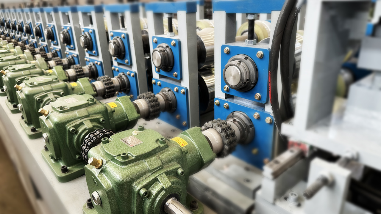 wall siding panel roll forming machine