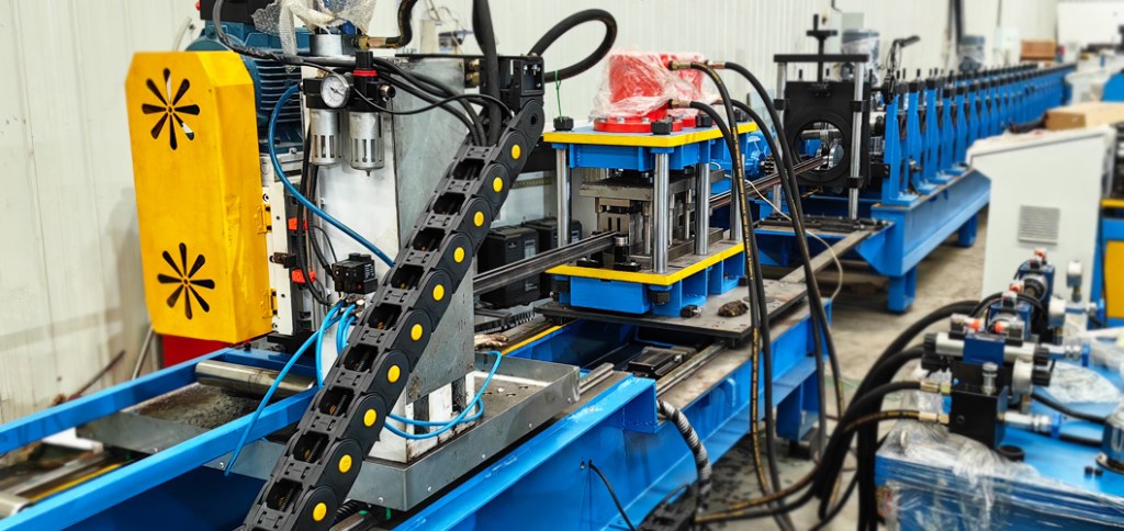 G type strut channel roll forming machine