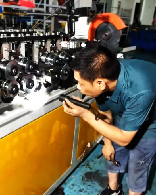 profile distortion in roll forming machine